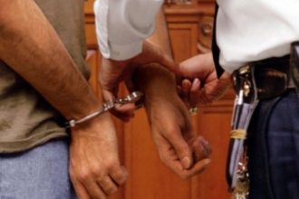 Πέντε συλλήψεις για ληστεία που οδήγησε στον θάνατο 92χρονου