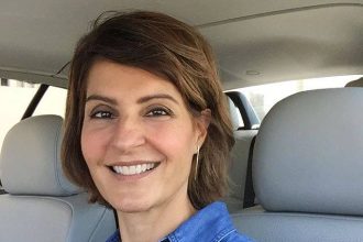 Η Νία Βαρντάλος τρώει φέτα από το χωριό της στα Καλάβρυτα; ΔΕΙΤΕ ΦΩΤΟΓΡΑΦΙΑ