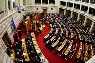 Ψηφίστηκε επί της αρχής το νομοσχέδιο για το Προσφυγικό