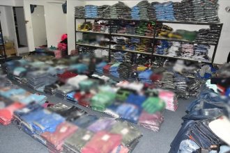 Κατασχέθηκαν προϊόντα -μαϊμού που θα γέμιζαν την αγορά