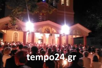 Πάτρα: "Εκρηκτική" η Ανάσταση στον Ι.Ν Αποστόλων Πέτρου και Παύλου - ΒΙΝΤΕΟ