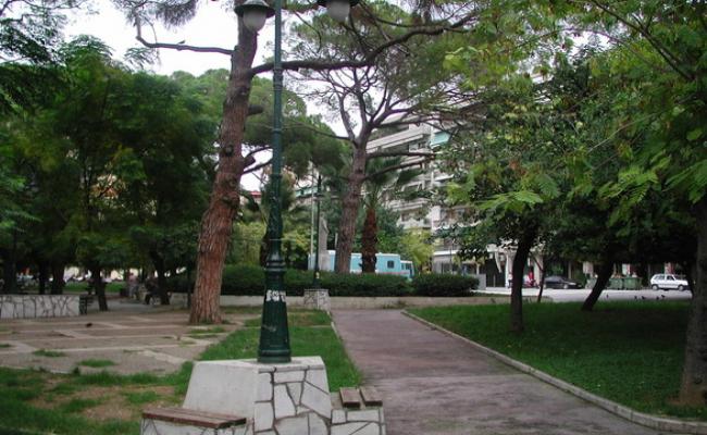 Πάτρα: Σοβαρό επεισόδιο μεταξύ χρηστών ναρκωτικών ουσιών - Μπροστά στα μάτια παιδιών στην πλατεία Όλγας (ΝΕΟΤΕΡΑ)