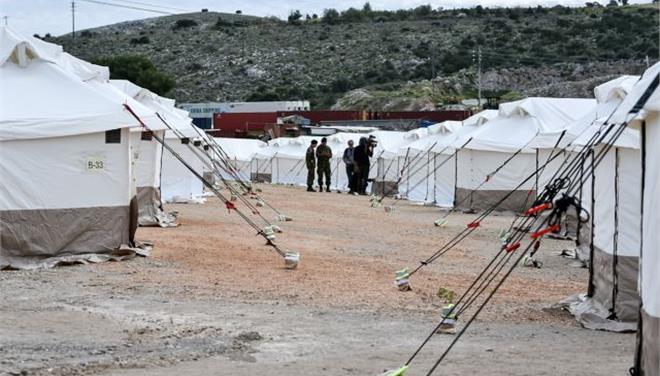 Απεργία πείνας από τους πρόσφυγες στο Σχιστό