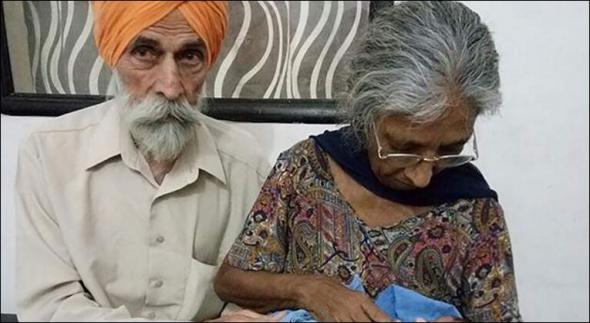 Απίστευτο: Η Ινδή που έγινε μάνα στα 70!