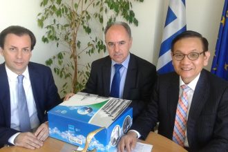 ΤΡΑΓΩΔΙΑ στην Ανάσταση: Το αναμμένο καντήλι κόστισε τη ζωή στην 37χρονη και το παιδί της