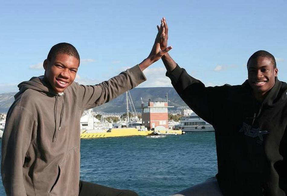 Οι αδελφοί Αντετοκούνμπο θέλουν να παίξουν στην Εθνική