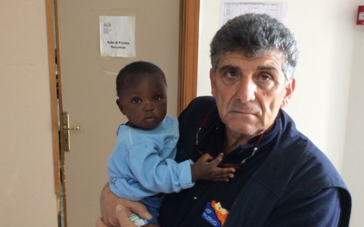 Η μικρή Φαβούρ, το νέο σύμβολο της τραγωδίας των προσφύγων