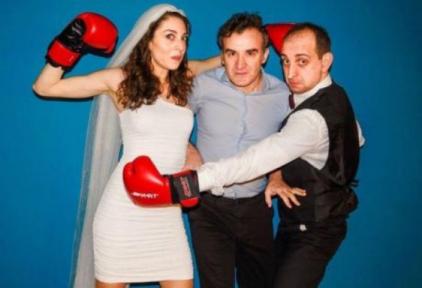 Στην Πάτρα η παράσταση «Romantic Fools» του Νίκου Ορφανού