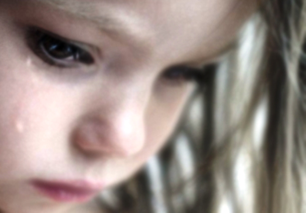 Πάτρα: Στο Νοσοκομείο του Ρίου η 8χρονη που βιντεοσκοπούσε η θεία της - Ποια η "τύχη" της