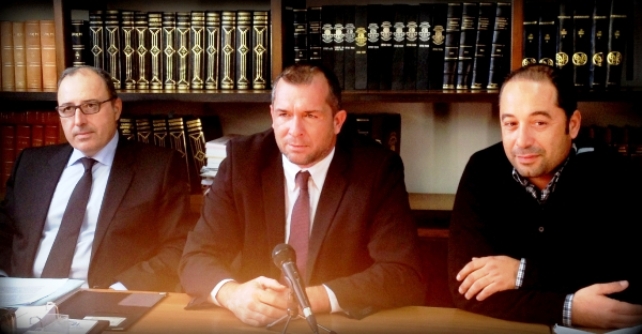 Κίνηση "έκπληξη" από τον Δικηγορικό Σύλλογο Αιγίου - Επιστολή στον Μάρτιν Σουλτς για το Ασφαλιστικό