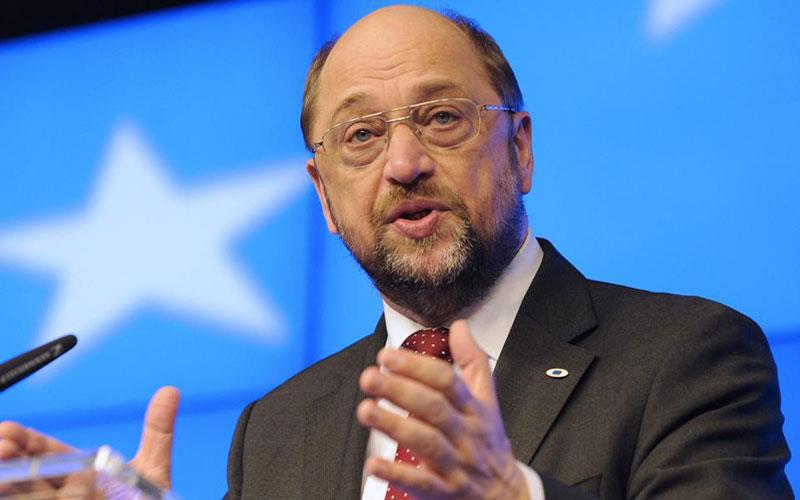 Ο Σουλτς θέτει υπό αμφισβήτηση τη βίζα για την Τουρκία