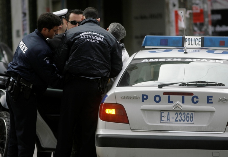 Ψάχνουν κύκλωμα διαφθοράς της ΕΛ.ΑΣ. για «προστασία» - "Μπουμπούκι" πρώην αστυνομικός από την Αχαΐα συμπεριλαμβάνεται στο Panama Papers