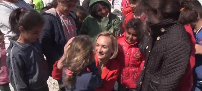 Πρίμα μπαλαρίνα σε κέντρο προσφύγων - Αναζητά έμπνευση για την Κάρμεν που θα υποδυθεί