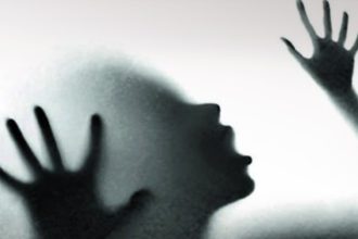 Καταδίκη τριών νεαρών που βίασαν και λήστεψαν 38χρονη εκδιδόμενη