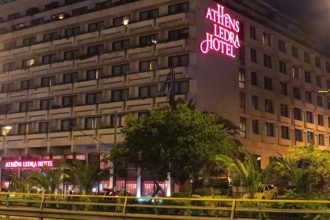 «Λουκέτο» στο Athens Ledra - Διώχνουν τους πελάτες
