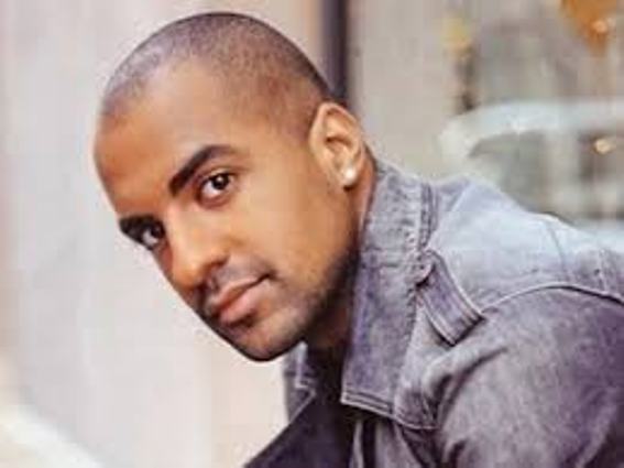 Ησαΐας Ματιάμπα: «Ναι ρε φίλε έχω χοντρύνει. Ποιο είναι το πρόβλημά σου;»