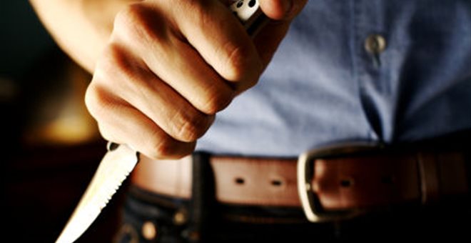 Μέθυσαν και ο ένας μαχαίρωσε τον άλλον