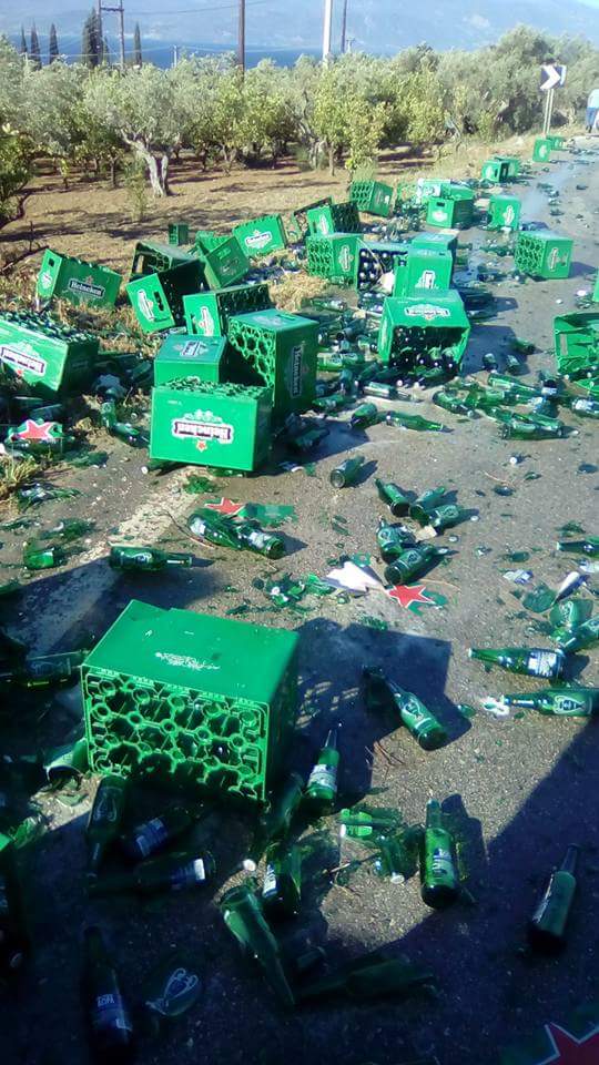 Για ώρες κλειστή η Π.Ε.Ο. Πατρών Κορίνθου λόγω εκτροπής νταλίκας! Δείτε πώς ήταν ο δρόμος! ΦΩΤΟΓΡΑΦΙΕΣ