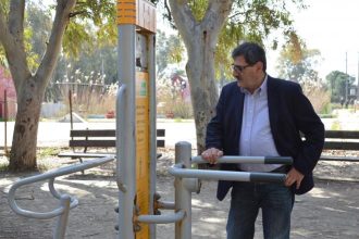 Πάτρα: Ο Πελετίδης καλεί τους δημότες να καθαρίσουν την Παραλία