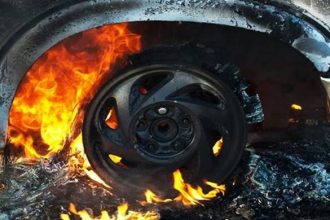 Πατρών - Κορίνθου: Εκτροπή οχήματος στην παλαιά εθνική - Στο Νοσοκομείο ο τραυματίας