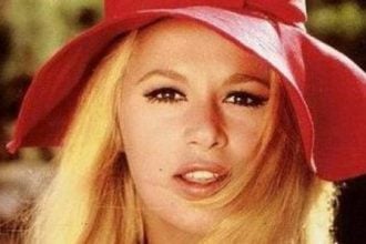 Πάτρα:Η Αλίκη Βουγιουκλάκη δίνει συνέντευξη στην Ένωση Συντακτών το 1962! ΔΕΙΤΕ ΦΩΤΟΓΡΑΦΙΑ