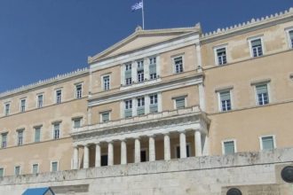 "Παρέλαση" Υπουργών και Πολιτικών το Σαββατοκύριακο στην Πάτρα - Ποιοι έρχονται