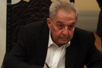 Αλέκος Φλαμπουράρης: Το λιμάνι και το θαλάσσιο μέτωπο της Πάτρας δεν ιδιωτικοποιείται