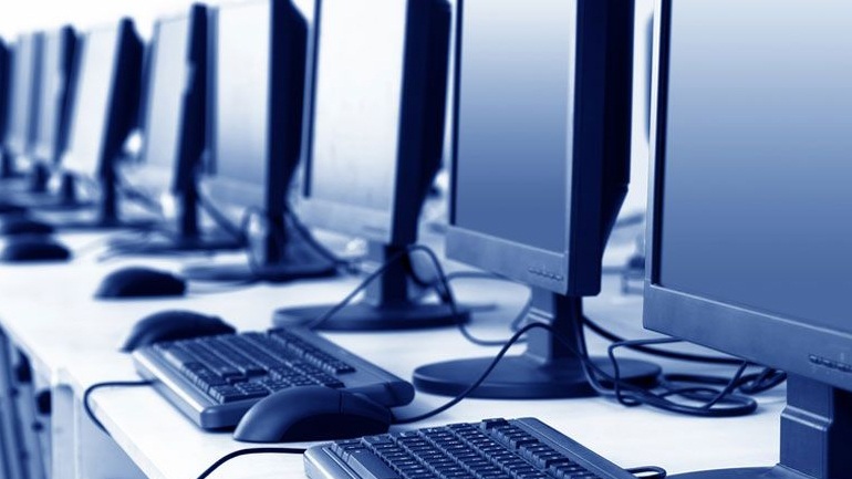 Δυτική Ελλάδα: Οικονομική «ένεση» στα σχολεία για τον ηλεκτρονικό τους εξοπλισμό