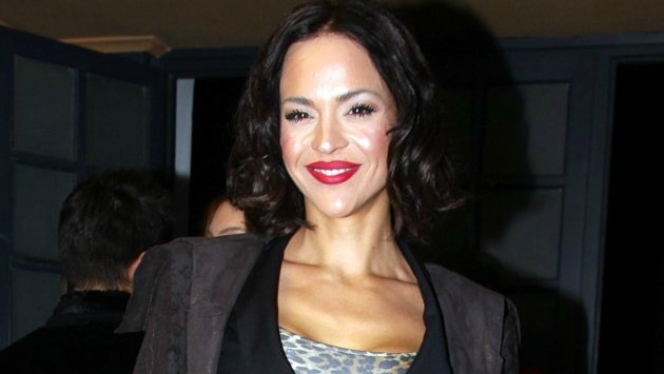 Η Νικολέττα Καρρά με μαλλί ράστα ΦΩΤΟ