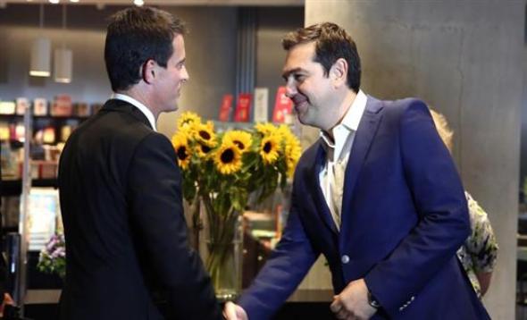 Γαλλική στήριξη σε προσφυγικό, χρέος και επενδύσεις