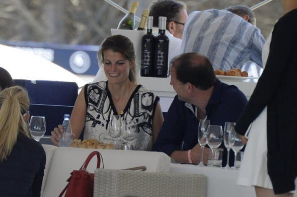 Νέος έρωτας για την Αθηνά Ωνάση; H αμήχανη συνάντηση με τον Αλβάρο - ΦΩΤΟΓΡΑΦΙΕΣ