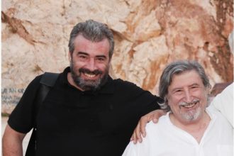 Χάρρυ Κλυνν για τον θάνατο του γιου του: «Μέσα σε 6 μήνες τον έφαγε»