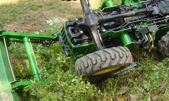 Νεκρός 74χρονος αγρότης που έπεσε με το τρακτέρ από πλαγιά, κοντά στο χωράφι του