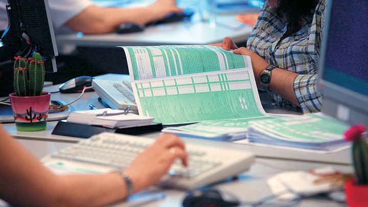 Παρατείνεται η υποβολή των φορολογικών δηλώσεων – Δείτε μέχρι πότε
