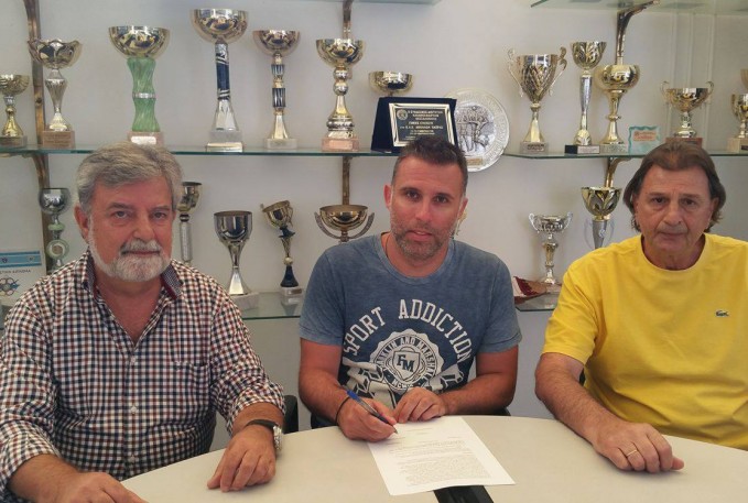 Παρέμεινε στον Απόλλωνα CARNA ο προπονητής Κώστας Μέξας