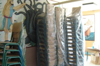 Πάτρα: Έπεσαν καρεκλιές σε Δημοτικό Σχολείο - Δασκάλα επιτέθηκε και τραυμάτισε τη διευθύντρια