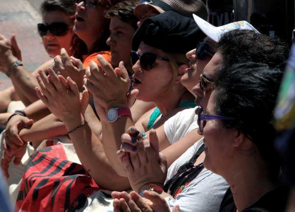 Πάτρα: Δάσκαλοι και Νηπιαγωγοί μπαίνουν... μπροστά - "Να ξεσηκωθούμε όλοι για τη διάλυση της Παιδείας"