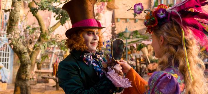 Ο Τζόνι Ντεπ στη φαντασμαγορική χώρα της...Αλίκης! ΒΙΝΤΕΟ