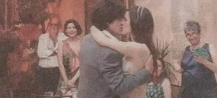 Παντρεύτηκε ο συγγραφέας Αλέξης Σταμάτης, γιος της Μπέττυς Αρβανίτη