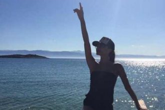 Victoria Beckham: Ξετρελαμένη με τις ελληνικές θάλασσες!