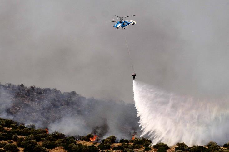 ΤΡΑΓΩΔΙΑ: Νεκρός πυροσβέστης στη μάχη κατά της τεράστιας φωτιάς στην Κύπρο