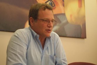 ΣΟΣ από Κώστα Χριστόπουλο για τα σκουπίδια: "Φοβάμαι ότι η Πάτρα θα γίνει Πύργος"