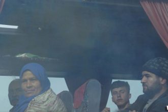 Αναστάτωση στα Βασιλικά κατά την άφιξη των πρώτων προσφύγων