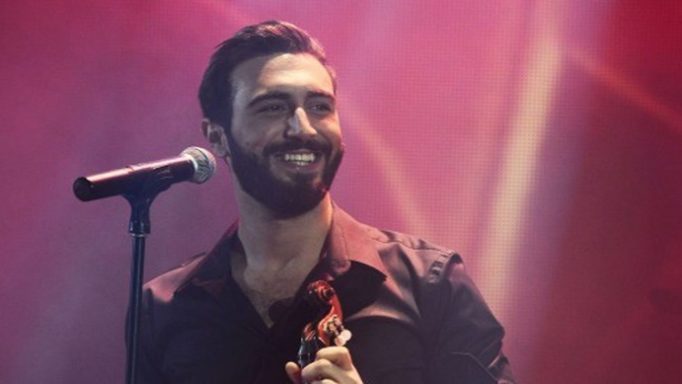 Γιάννης Κρητικός: «Με απέλυσαν από νυχτερινό μαγαζί γιατί δεν έκανα “κονσομασιόν”»!