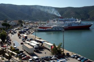 Ηγουμενίτσα: Περισσότερα από 50.000 πακέτα λαθραίων τσιγάρων μέσα σε νταλίκα