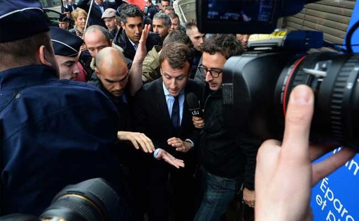 Διαδηλωτές πέταξαν αυγά στον γάλλο υπουργό Οικονομίας - ΔΕΙΤΕ ΒΙΝΤΕΟ