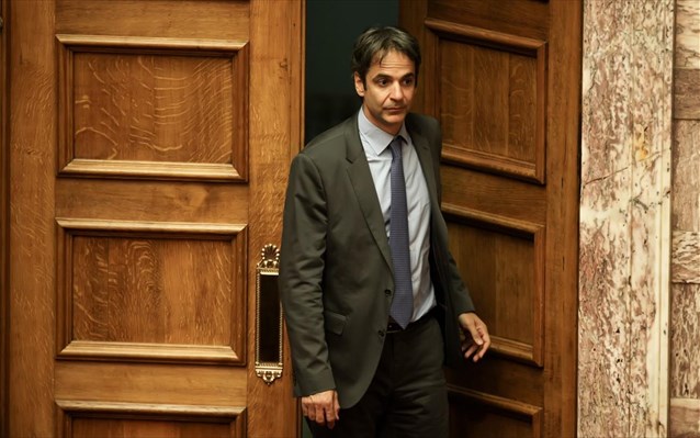 Μητσοτάκης: Η κυβέρνηση γέμισε με υποσχέσεις τη νέα γενιά και με ψέματα τη μεσαία τάξη