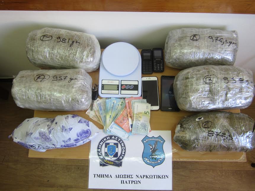 Πάτρα: Η ανακοίνωση της Αστυνομίας για τα 5 κιλά κάνναβη στην καβάντζα των διακινητών