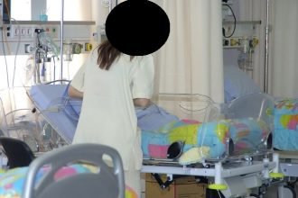 Πάτρα: Πανικός σε νοσοκομείο τα ξημερώματα – Νοσοκόμα σε… αμόκ αναστάτωσε παιδιά, ασθενείς και συνοδούς!