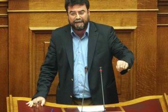 Στην Πάτρα ο Βασίλης Οικονόμου